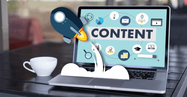 perbedaan content creator dan content writer