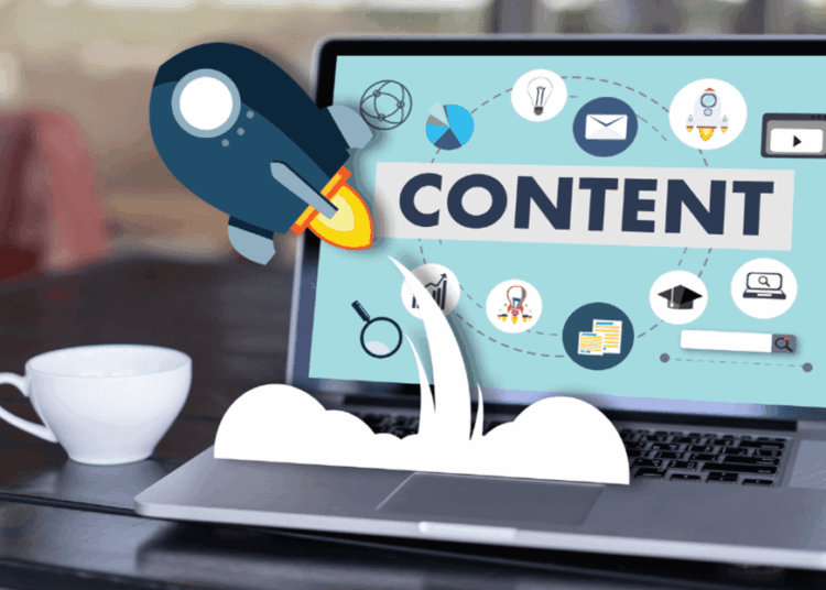 perbedaan content creator dan content writer