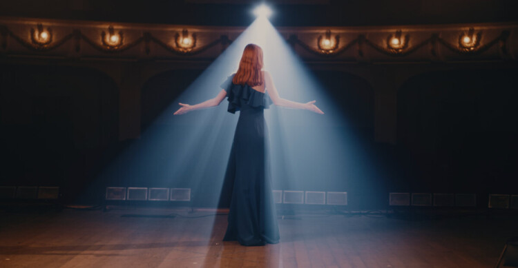 perbedaan selebgram dan artis