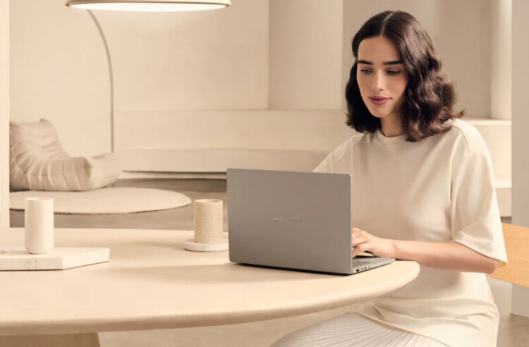 Kelebihan ASUS Zenbook A14 3 - laptop asus untuk social media manager