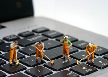 Cara Membersihkan Keyboard yang Benar 4