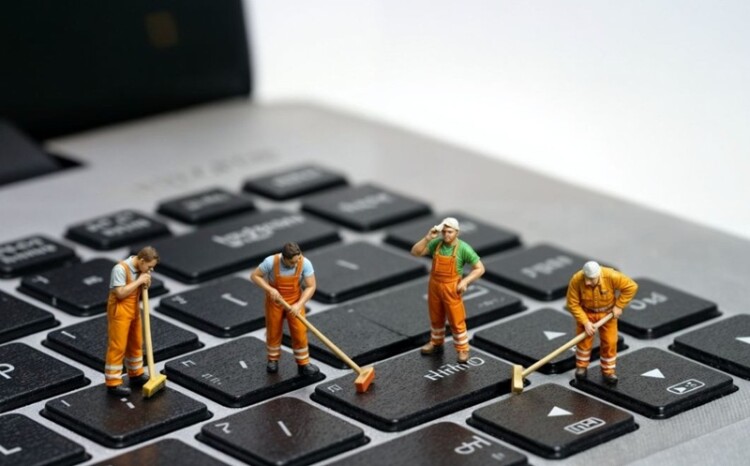 Cara Membersihkan Keyboard yang Benar 4
